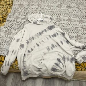 Oversized white and grey tie dye hoodie